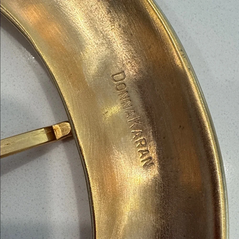 Vintage Donna Karan wide black suede belt with a large gold-tone buckle - Picture 7 of 12